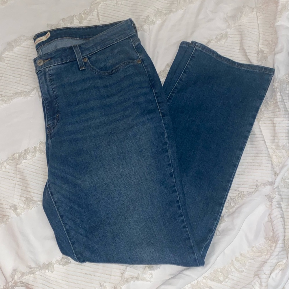 Levi’s 414 Classic Straight